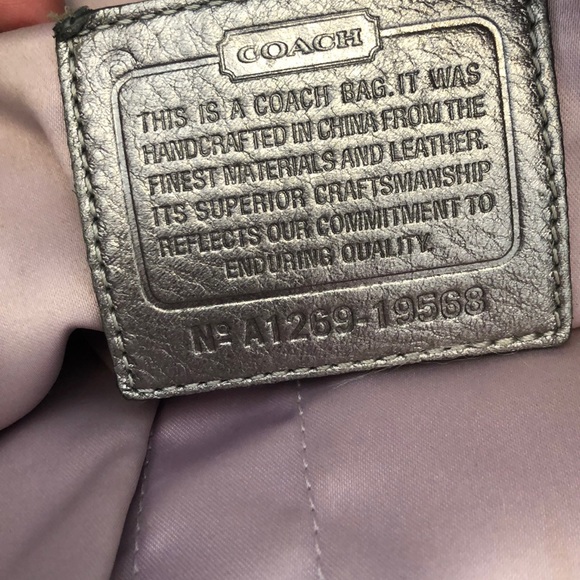 Lovely COACH  grey/silver color shoulders Bag - Picture 4 of 15